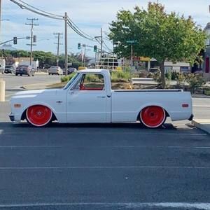 Meet your Posher, Efren